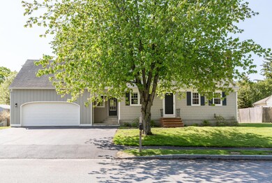 45 Rustic Lane Portland ME-large-002-47-