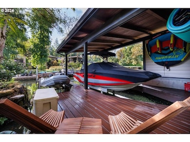 17227 Canal Cir, Lake Oswego, OR 97035 - photo 3