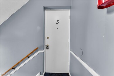 18405 Libby Rd unit 3, Maple Heights, OH 44137 - photo 4