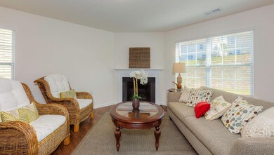 5069 Pratt Dr, Boiling Springs, SC 29316 - photo 5