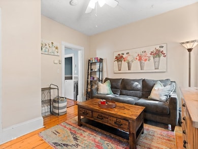 427-435 Faneuil St unit R4, Brighton, MA 02135 - photo 4