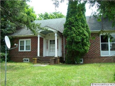 235 Gordons Corner Rd, Marlboro, NJ 07746 - photo 4