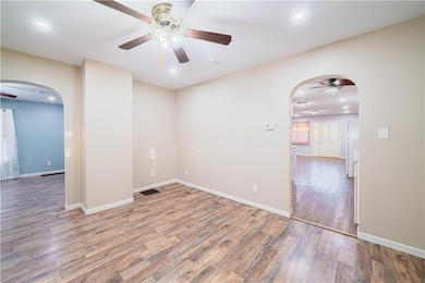 2819 S 22nd St, Saint Joseph, MO 64503 - photo 3