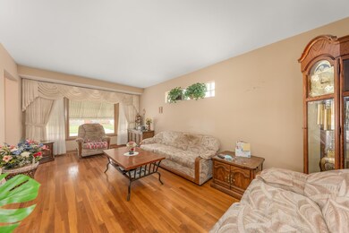 1916 Norfolk Ave, Westchester, IL 60154 - photo 2