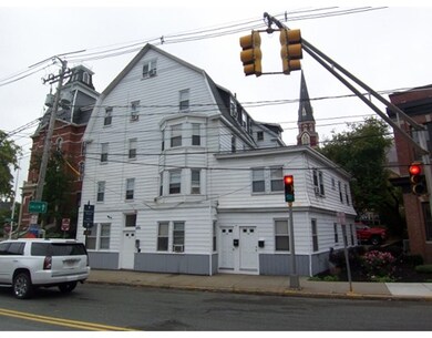 28 Lowell St, Peabody, MA 01960 - photo 2