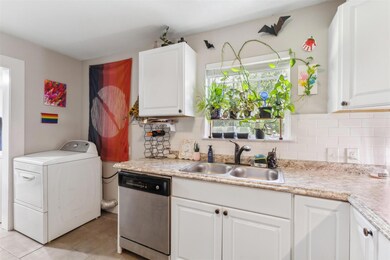 507 W Chambers St, Cleburne, TX 76033 - photo 4