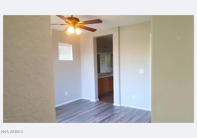 1410 E Mobile Ln, Phoenix, AZ 85040 - photo 5