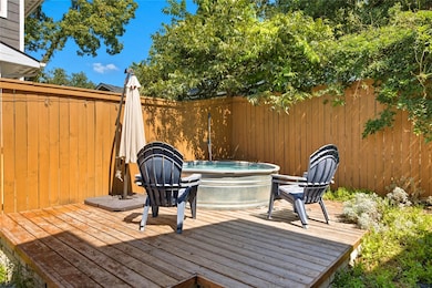 2007 Sl Davis Ave unit B, Austin, TX 78702 - photo 4