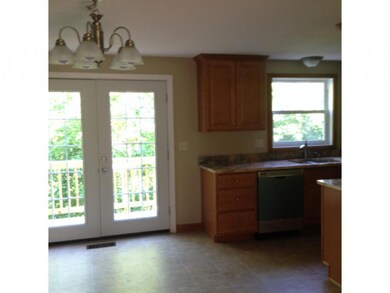 18 Chagnon Ln unit 18A, Hudson, NH 03051 - photo 4