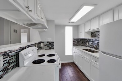 7047 Bissonnet St unit 117, Houston, TX 77074 - photo 7