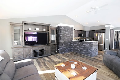 253 Aberdeen Ct unit 14, Flushing, MI 48433 - photo 6