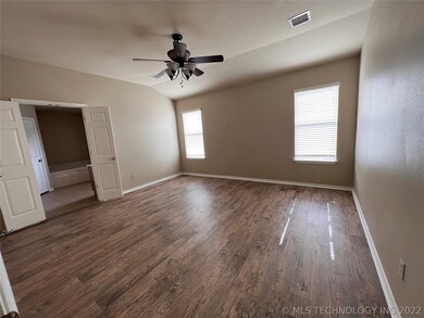 20466 E 32nd St S, Broken Arrow, OK 74014 - photo 4