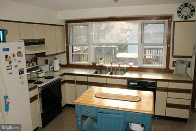 7022 Boston Ave, Rose Haven, MD 20714 - photo 2