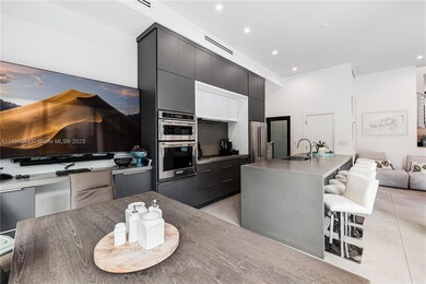 642 Fernwood Rd, Key Biscayne, FL 33149 - photo 4