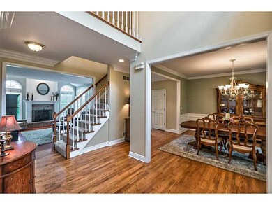 Entry/Foyer.