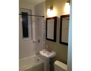 130 Boylston St unit 1, Chestnut Hill, MA 02467 - photo 5
