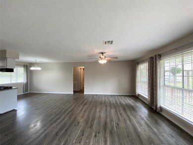 30030 Winding Brook Ln, Magnolia, TX 77355 - photo 3