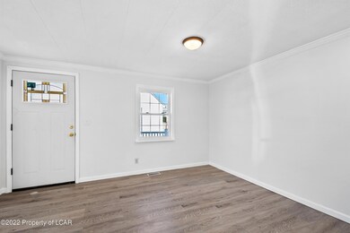 515 Sampson St, Old Forge, PA 18518 - photo 3