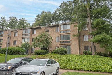 10530 Cross Fox Ln unit B2, Columbia, MD 21044 - photo 2