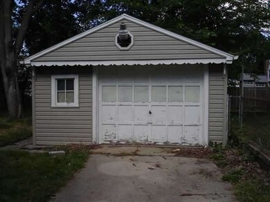 3709 Roanoke Rd, Toledo, OH 43613 - photo 4