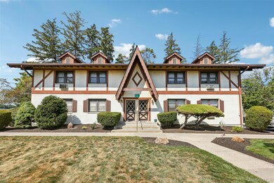 16 Normandy Village unit 1, Nanuet, NY 10954 - photo 3