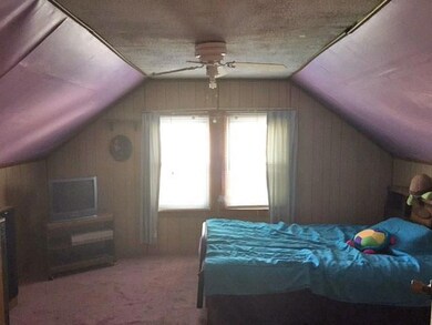 2nd floor bedroom