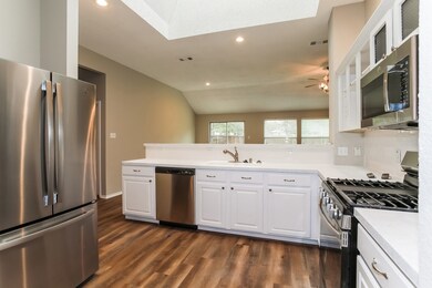 813 Dayspring Dr, Denton, TX 76210 - photo 5