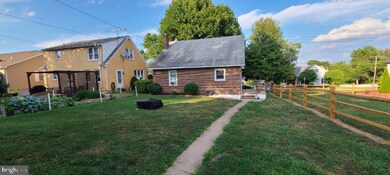 481 Penn St, Pennsburg, PA 18073 - photo 2