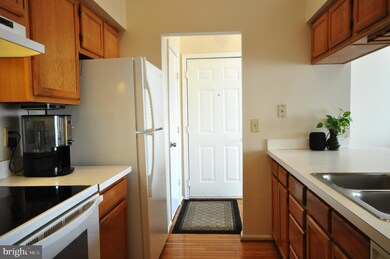 2700 Snowbird Terrace unit 12-13, Silver Spring, MD 20906 - photo 7