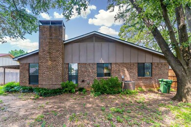 2232 Sequoia Ln, Bedford, TX 76021 - photo 7