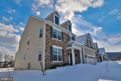 3565 Swabia Ct, Macungie, PA 18062 - photo 2