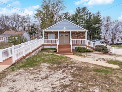 13895 First St, Pekin, IL 61554 - photo 3