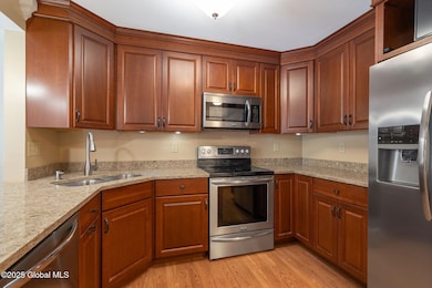 15-4036GeorgetownSq_12
