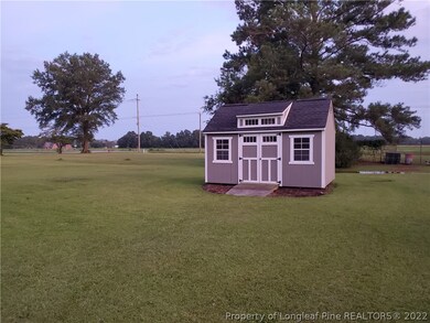 207 W Grove St, Newton Grove, NC 28366 - photo 6