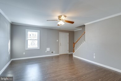 2910 Wetherburn Ct, Woodbridge, VA 22191 - photo 5