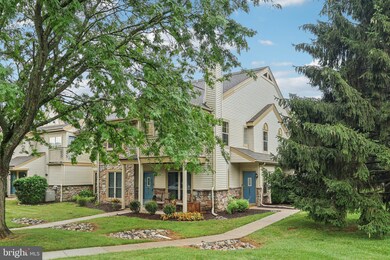 2302 Foxmeadow Cir unit CONDO 2302, Royersford, PA 19468 - photo 2