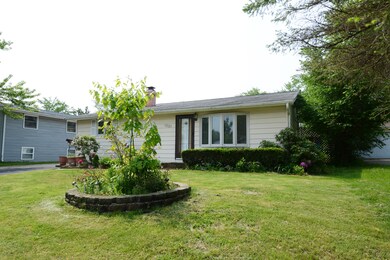 1521 Amarillo Dr, Carpentersville, IL 60110 - photo 7