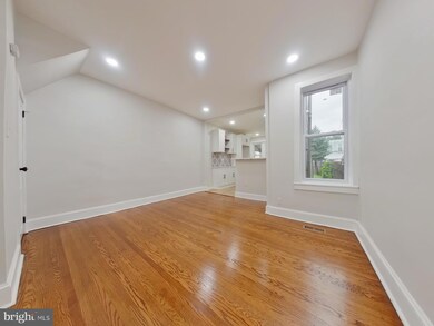 4442 Edgemont St, Philadelphia, PA 19137 - photo 7