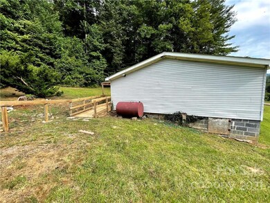 60 Cooper Hollow, Burnsville, NC 28714 - photo 6