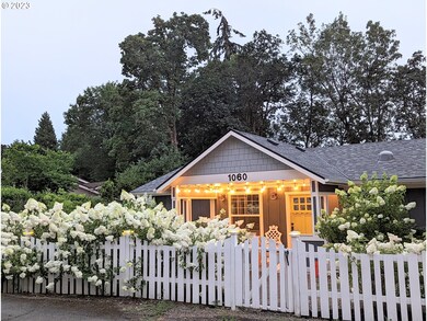 1060 Abbie Ln, Eugene, OR 97401 - photo 4