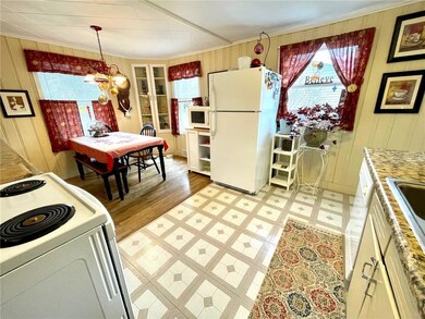 1402 5th Ave E, Menomonie, WI 54751 - photo 5