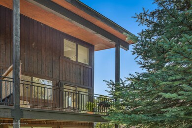 Top Floor unit