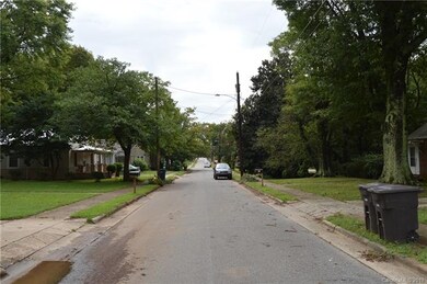 320 N Bost St, Statesville, NC 28677 - photo 6