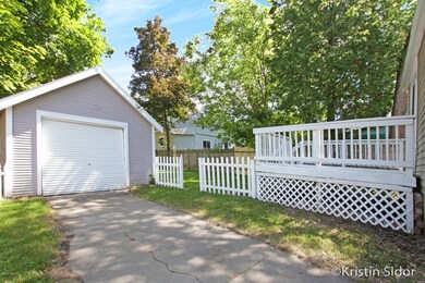 479 Hubbard St NE, Grand Rapids, MI 49525 - photo 2
