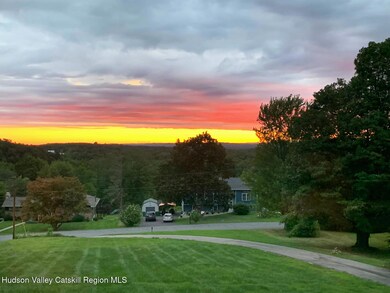 20 Lauretta Dr, Highland, NY 12528 - photo 4