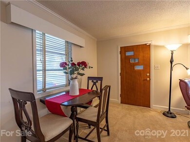 327 Holland Dr, Statesville, NC 28677 - photo 3