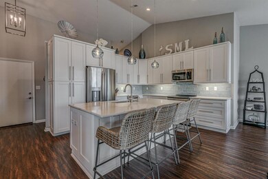 04-97 Peninsula Pointe D3 004