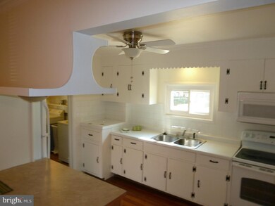 209 Second Ave, Ranson, WV 25438 - photo 3