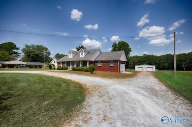 17281 Huntsville Brownsferry Rd, Athens, AL 35611 - photo 5