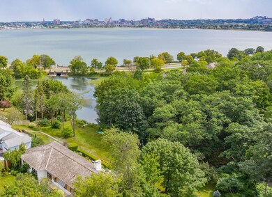 WATERVIEW